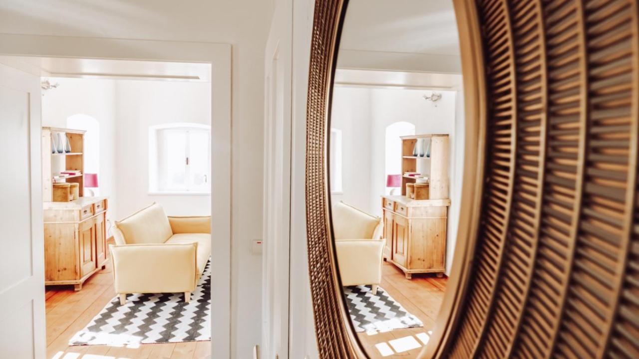 Winehouse Living Villa ลอยช์ชาค ภายนอก รูปภาพ